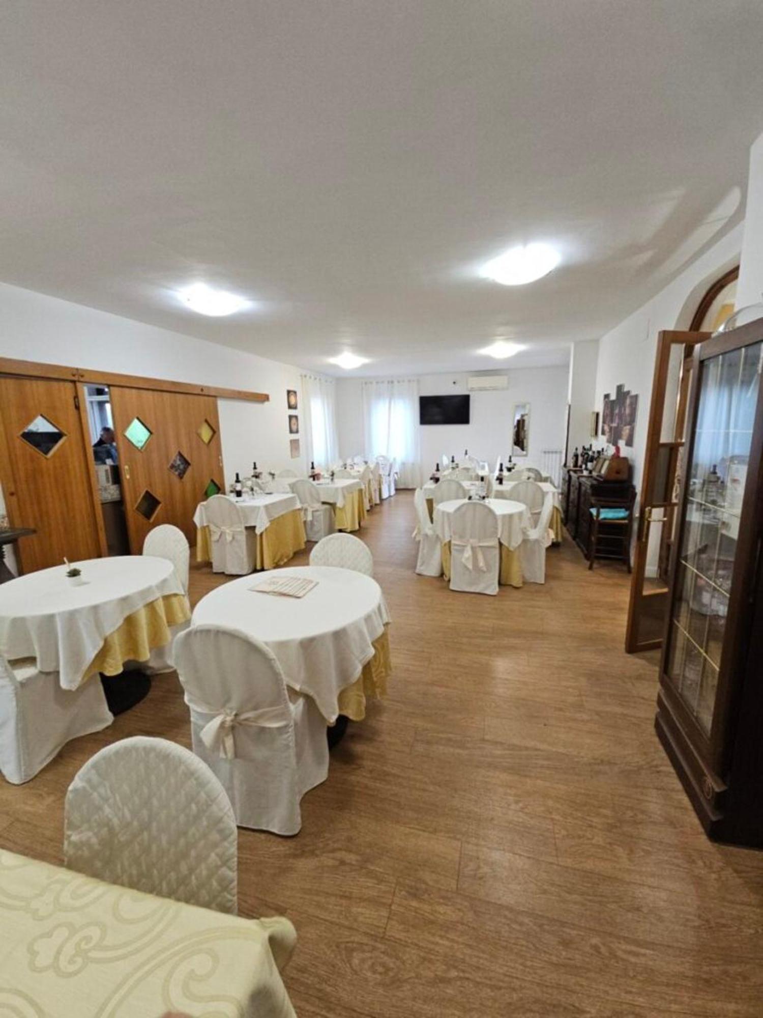 Hotel Mazzocchetti Città Sant'Angelo Eksteriør billede