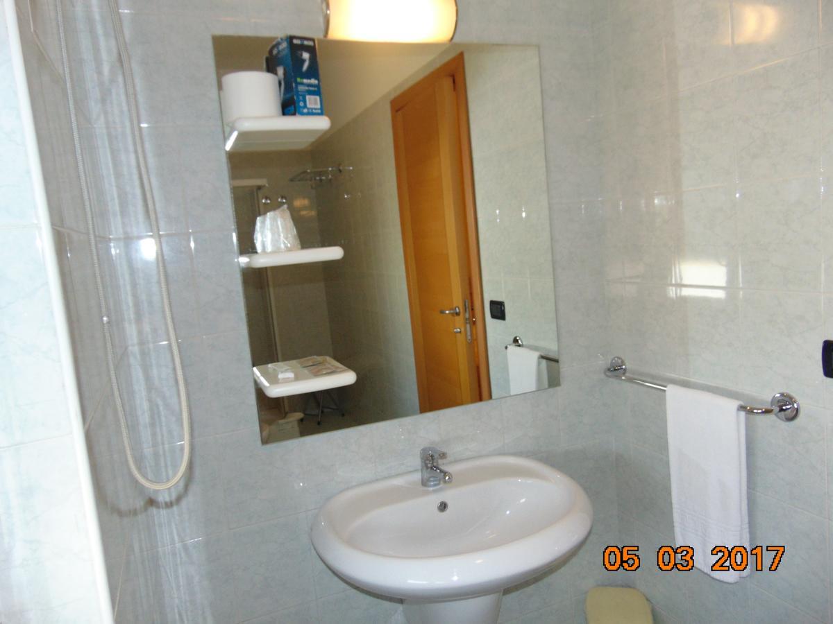 Hotel Mazzocchetti Città Sant'Angelo Eksteriør billede