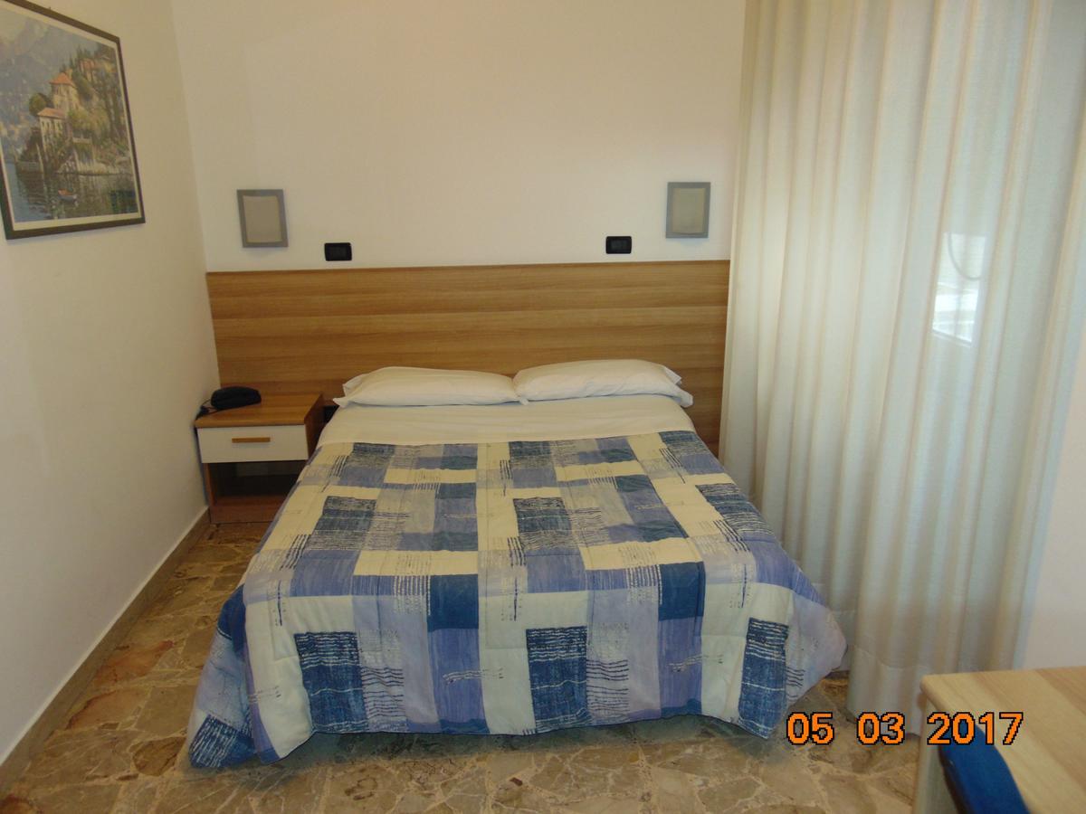 Hotel Mazzocchetti Città Sant'Angelo Eksteriør billede