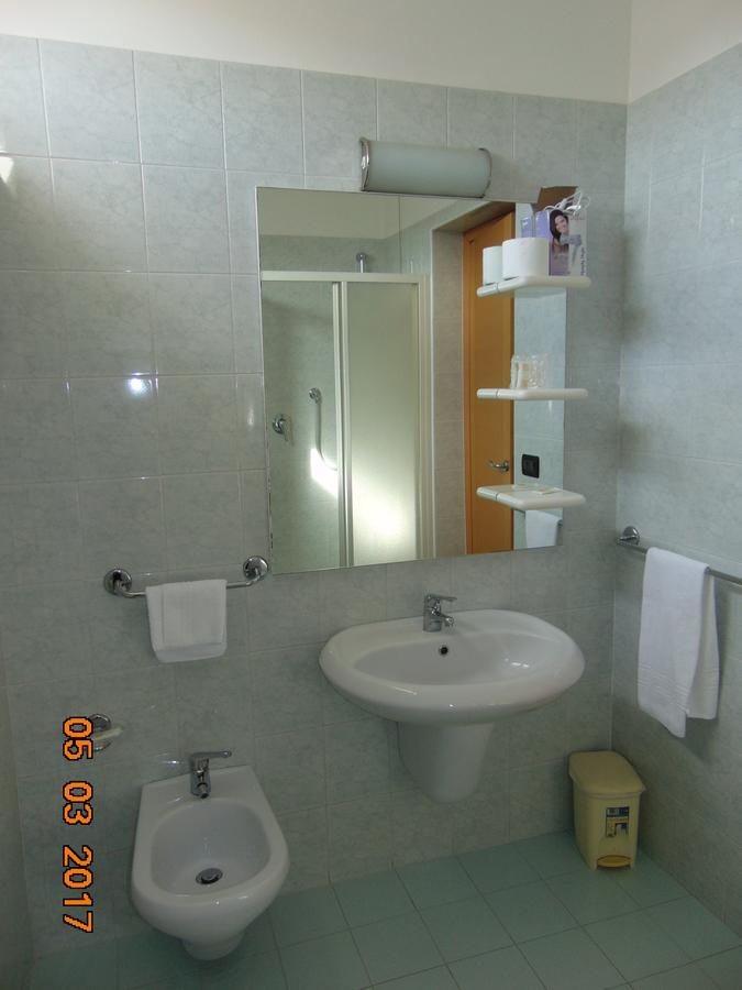 Hotel Mazzocchetti Città Sant'Angelo Eksteriør billede