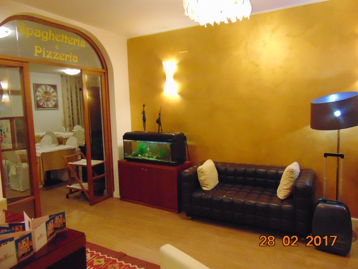 Hotel Mazzocchetti Città Sant'Angelo Eksteriør billede