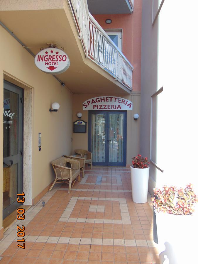 Hotel Mazzocchetti Città Sant'Angelo Eksteriør billede